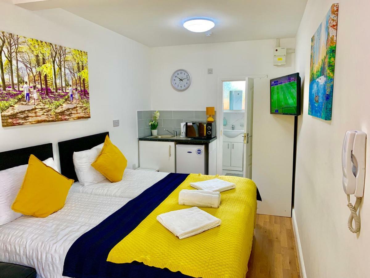 London Studio Apartments, Private Bathrooms And Parking Ilford Exterior foto