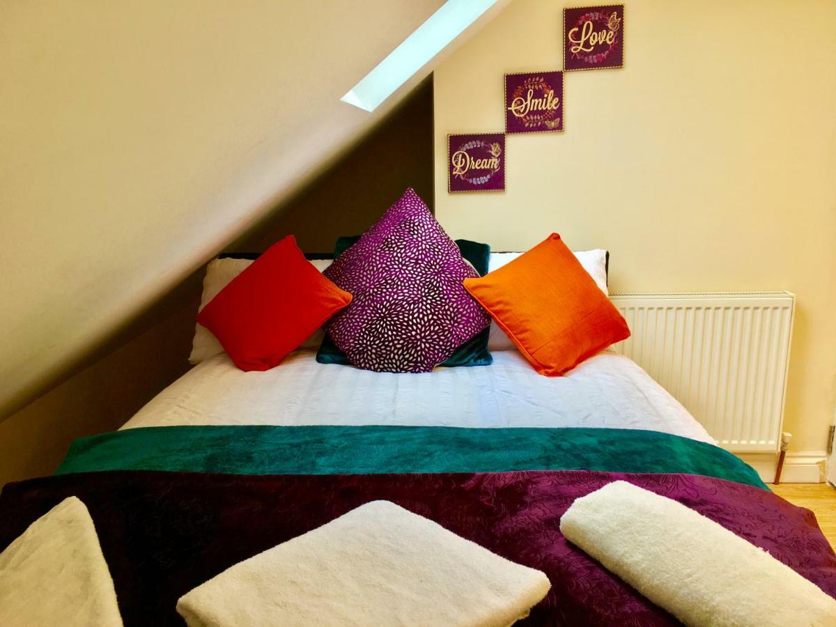London Studio Apartments, Private Bathrooms And Parking Ilford Exterior foto